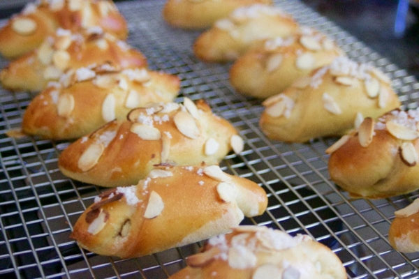 Swedish Sweet Rolls With Almond Paste Mandelin