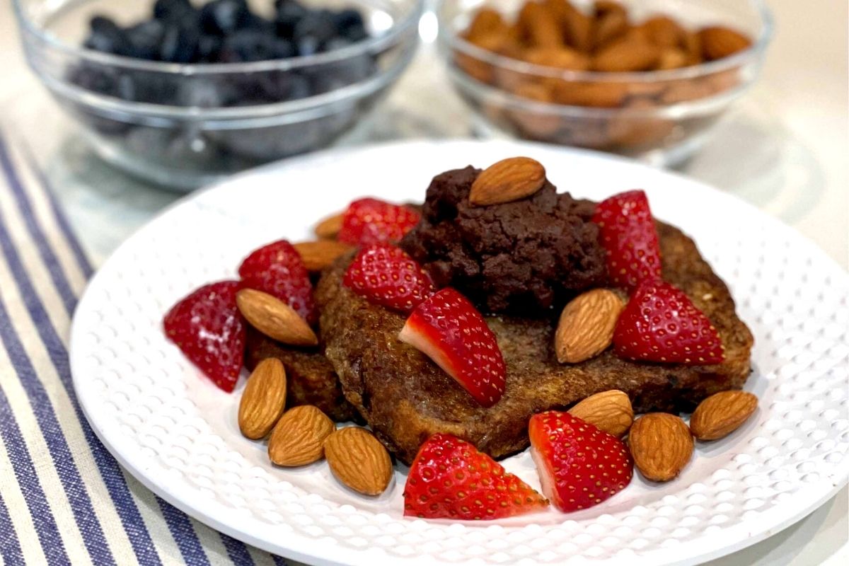 French Toast with Chocolate Almond Butter