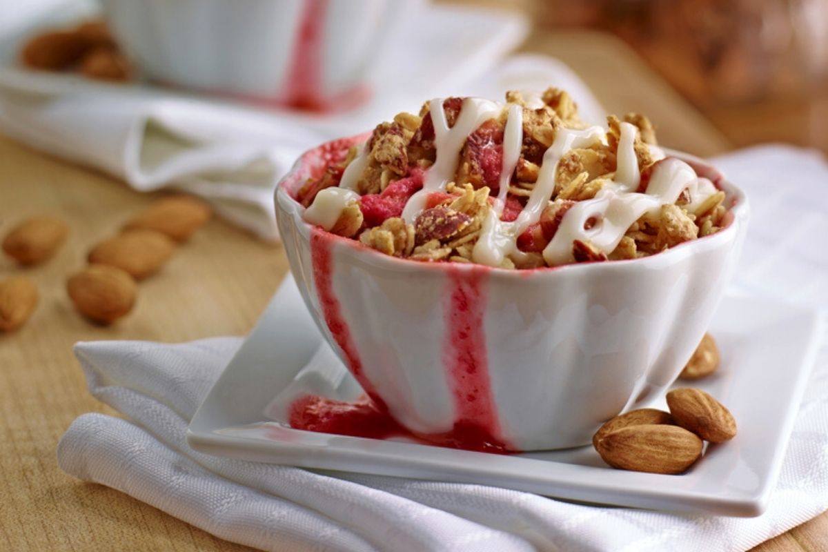 Strawberry Rhubarb Almond Crumble with Almond Cream