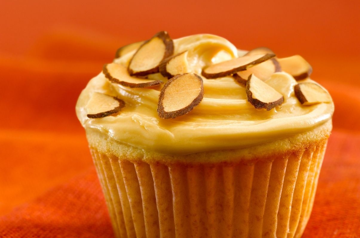 Almond Cupcakes with Dulce de Leche Frosting