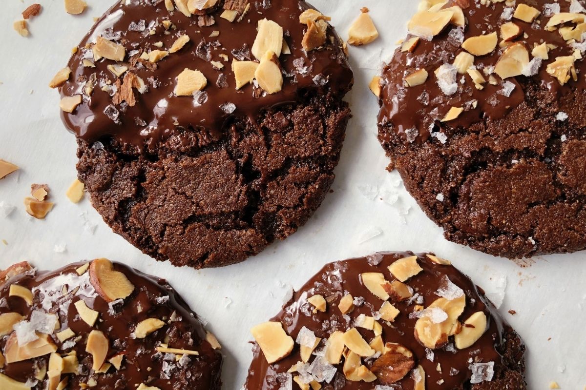 Julia Resnick's Salted Dark Chocolate Almond Milk Cookies with Toasted Almonds